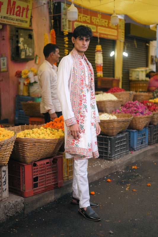 White Floral Embroidered Kurta with Dupatta – Traditional Elegance