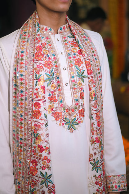 White Floral Embroidered Kurta with Dupatta – Traditional Elegance
