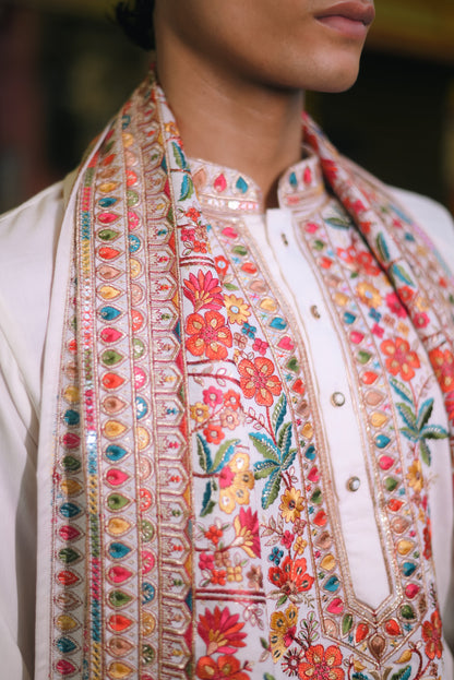 White Floral Embroidered Kurta with Dupatta – Traditional Elegance